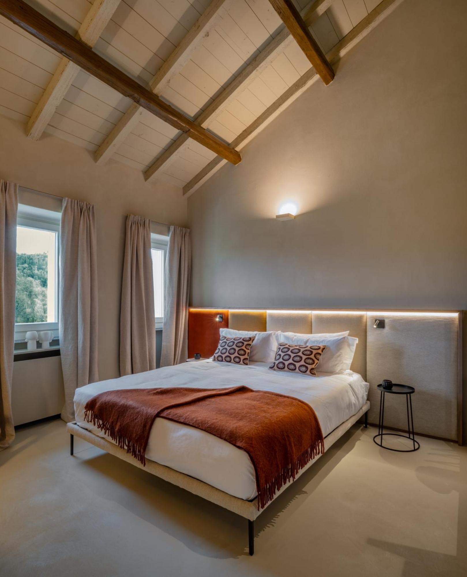 Relais Dal Cavaliere Hotel Castellino  ภายนอก รูปภาพ